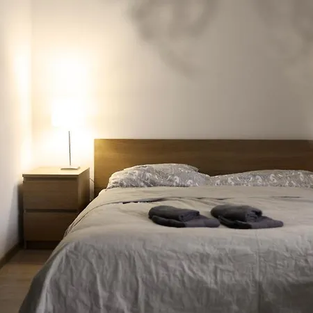 Apartment By The River And Center - Comfortable *