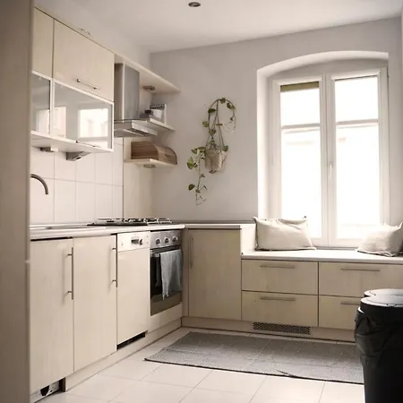 Apartment By The River And Center - Comfortable