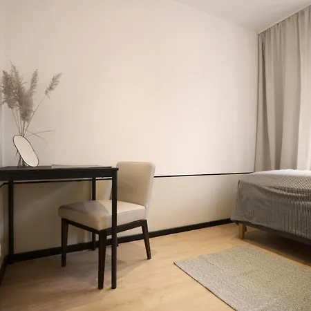 Apartment By The River And Center - Comfortable *
